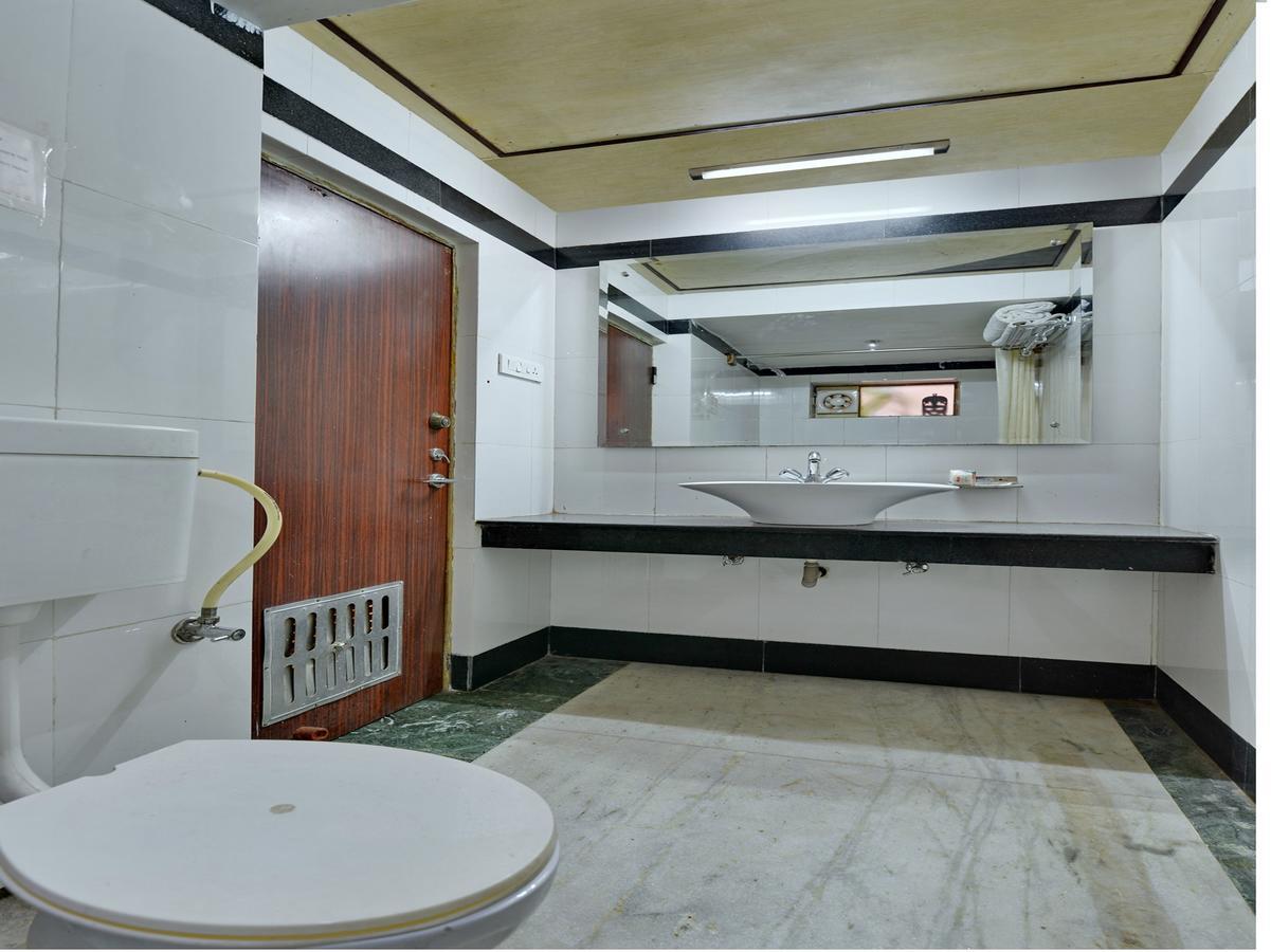 Oyo 9900 Hotel Pioneer Plaza Джодхпур Экстерьер фото